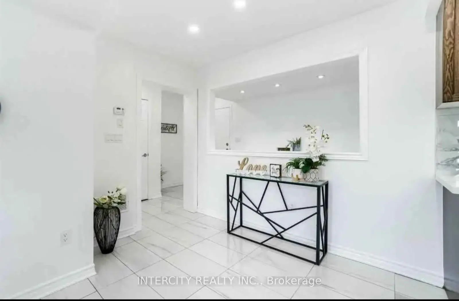 Photo 6 of Unit 106, 200 Veterans Drive, Brampton, Northwest Brampton — HOMEH