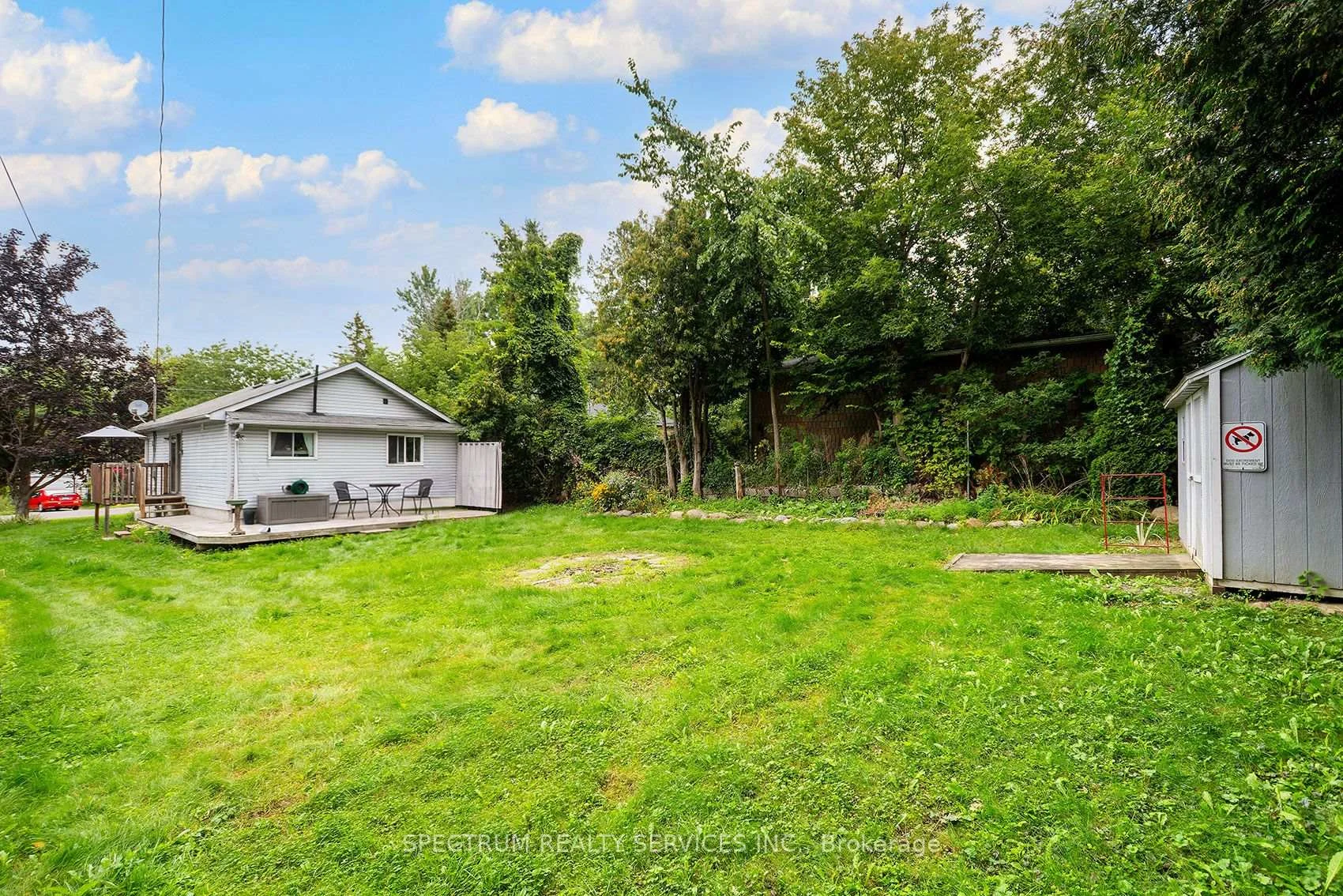 Photo 24 of 229 Pine Beach Drive, Georgina, Keswick South — HOMEH