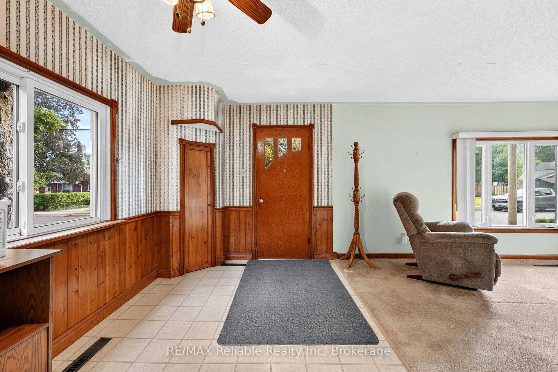 Photo 8 of 137 James Street, Huron East, Seaforth — HOMEH