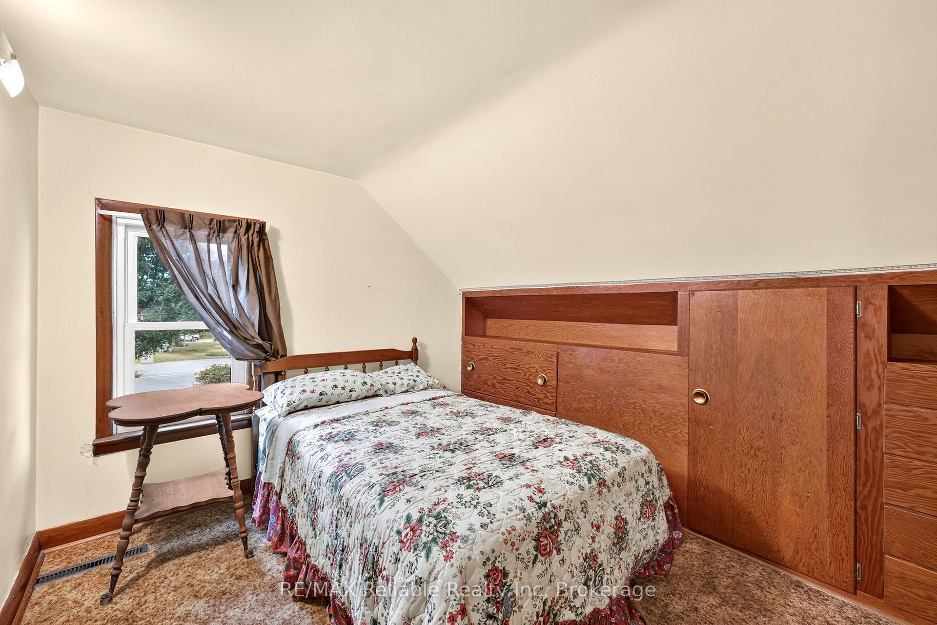 Photo 18 of 137 James Street, Huron East, Seaforth — HOMEH