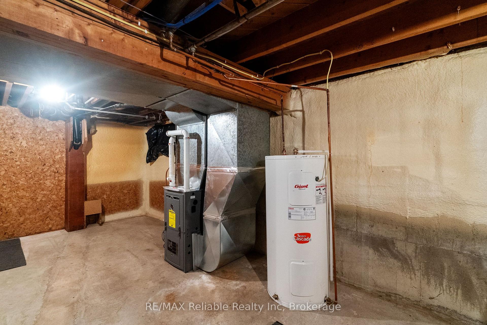 Photo 27 of 137 James Street, Huron East, Seaforth — HOMEH