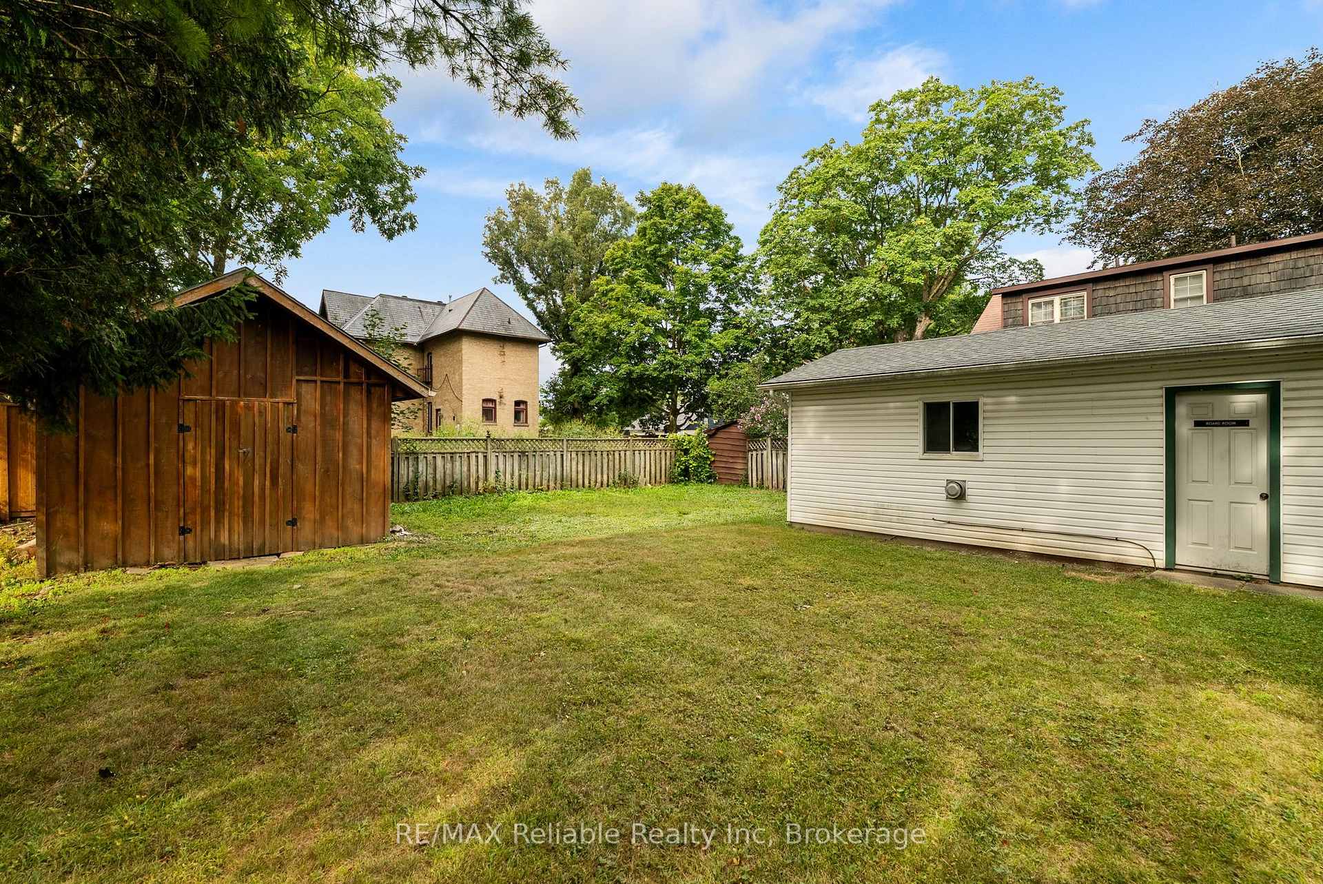 Photo 31 of 137 James Street, Huron East, Seaforth — HOMEH