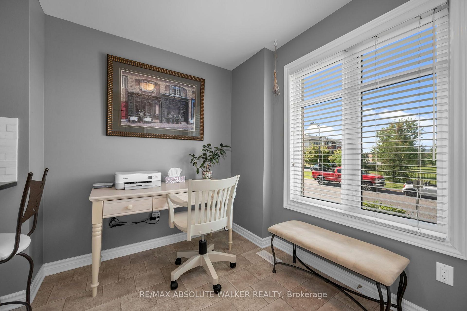 Photo 6 of 2414 Esprit Drive, Ottawa, Avalon East — HOMEH