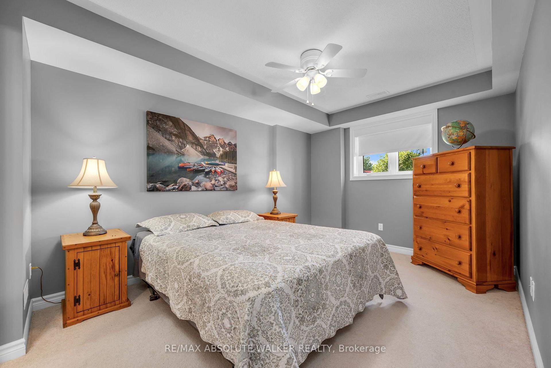 Photo 17 of 2414 Esprit Drive, Ottawa, Avalon East — HOMEH
