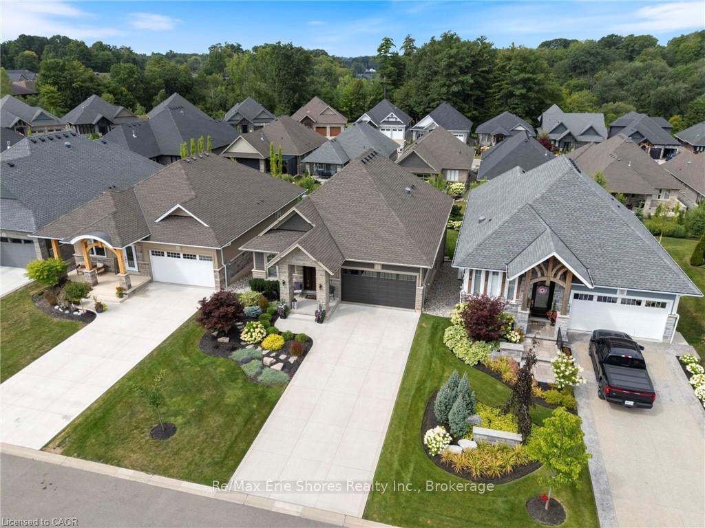 Photo 45 of 47 Bluenose Drive, Norfolk, Port Dover — HOMEH