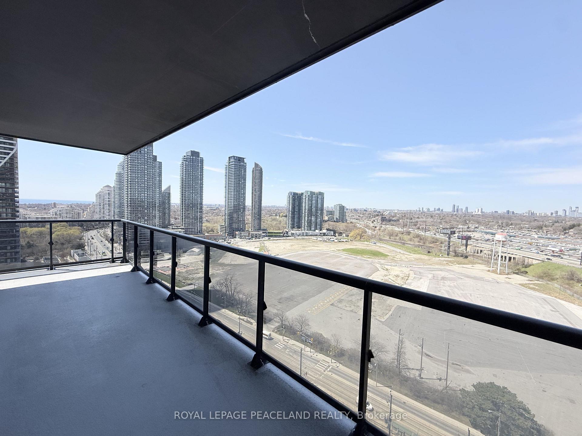 Photo 12 of Unit 2005, 56 Annie Craig Drive, Etobicoke, Mimico — HOMEH