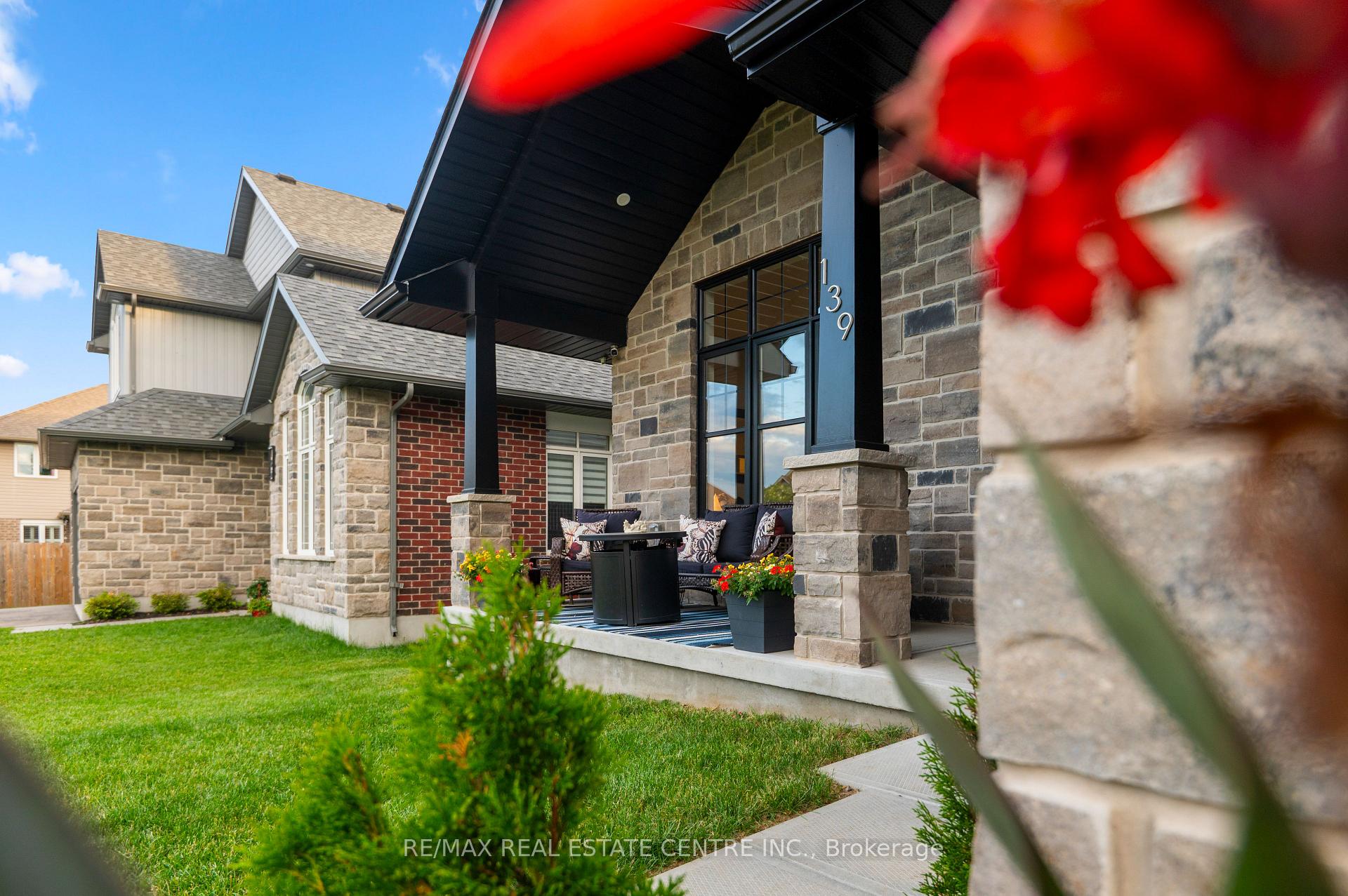 Photo 2 of 139 Marr Drive, Centre Wellington, Elora/Salem — HOMEH