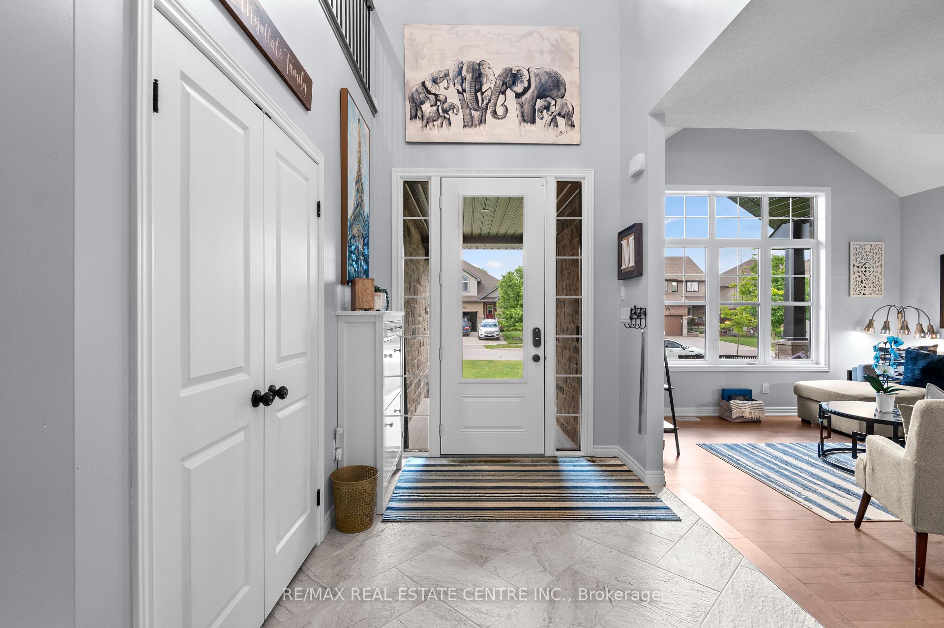 Photo 4 of 139 Marr Drive, Centre Wellington, Elora/Salem — HOMEH