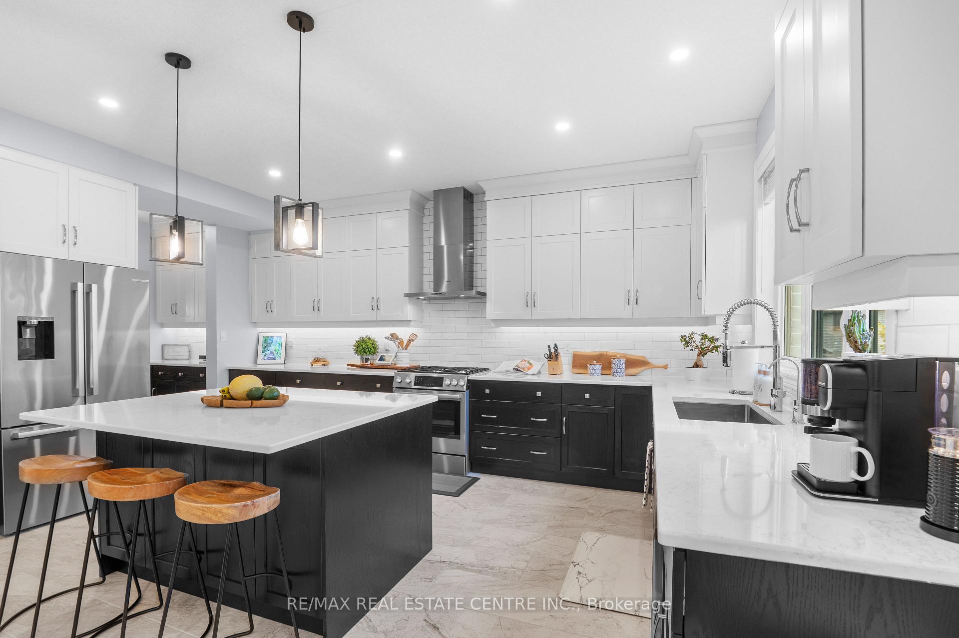 Photo 15 of 139 Marr Drive, Centre Wellington, Elora/Salem — HOMEH