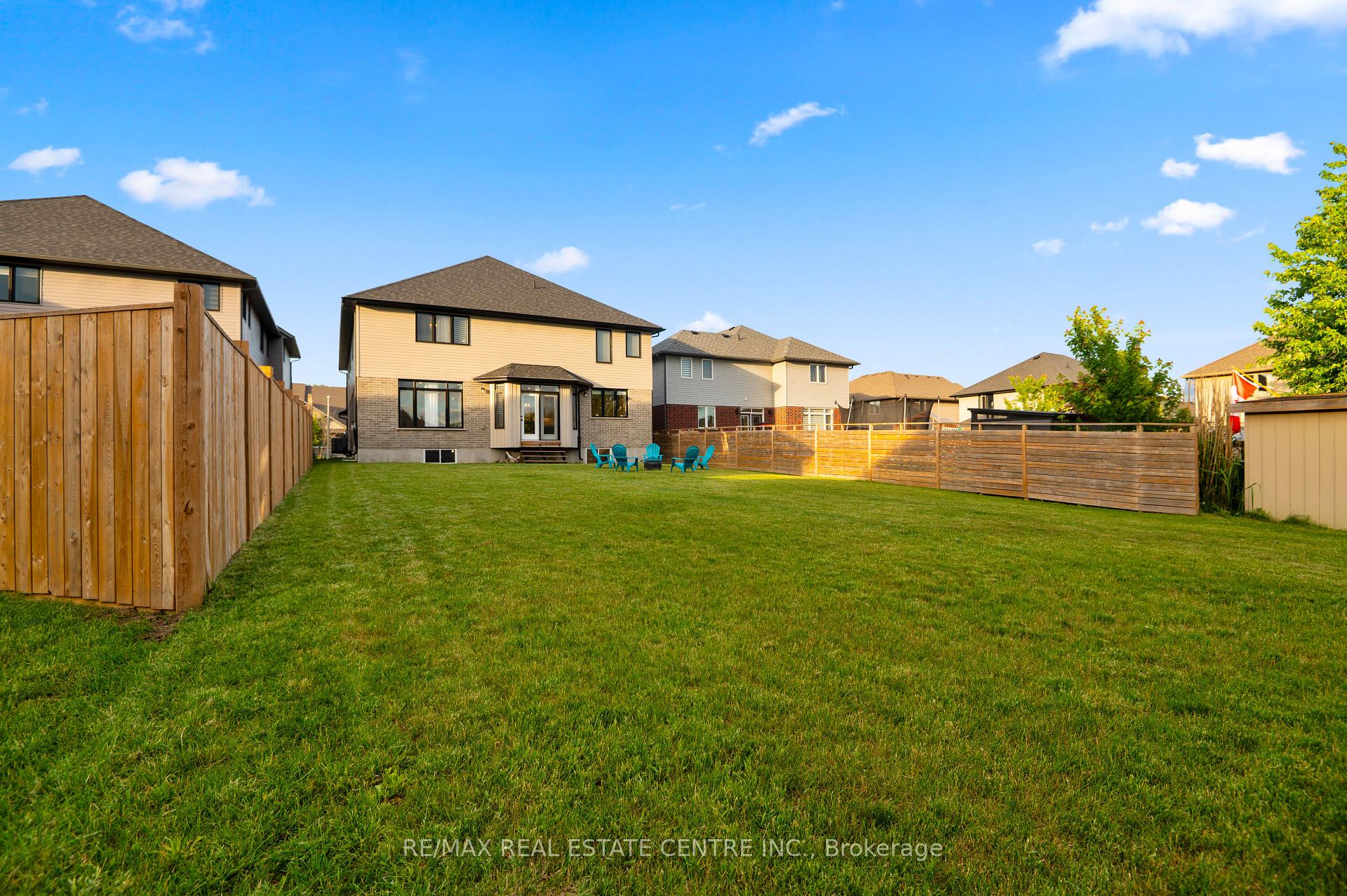 Photo 42 of 139 Marr Drive, Centre Wellington, Elora/Salem — HOMEH
