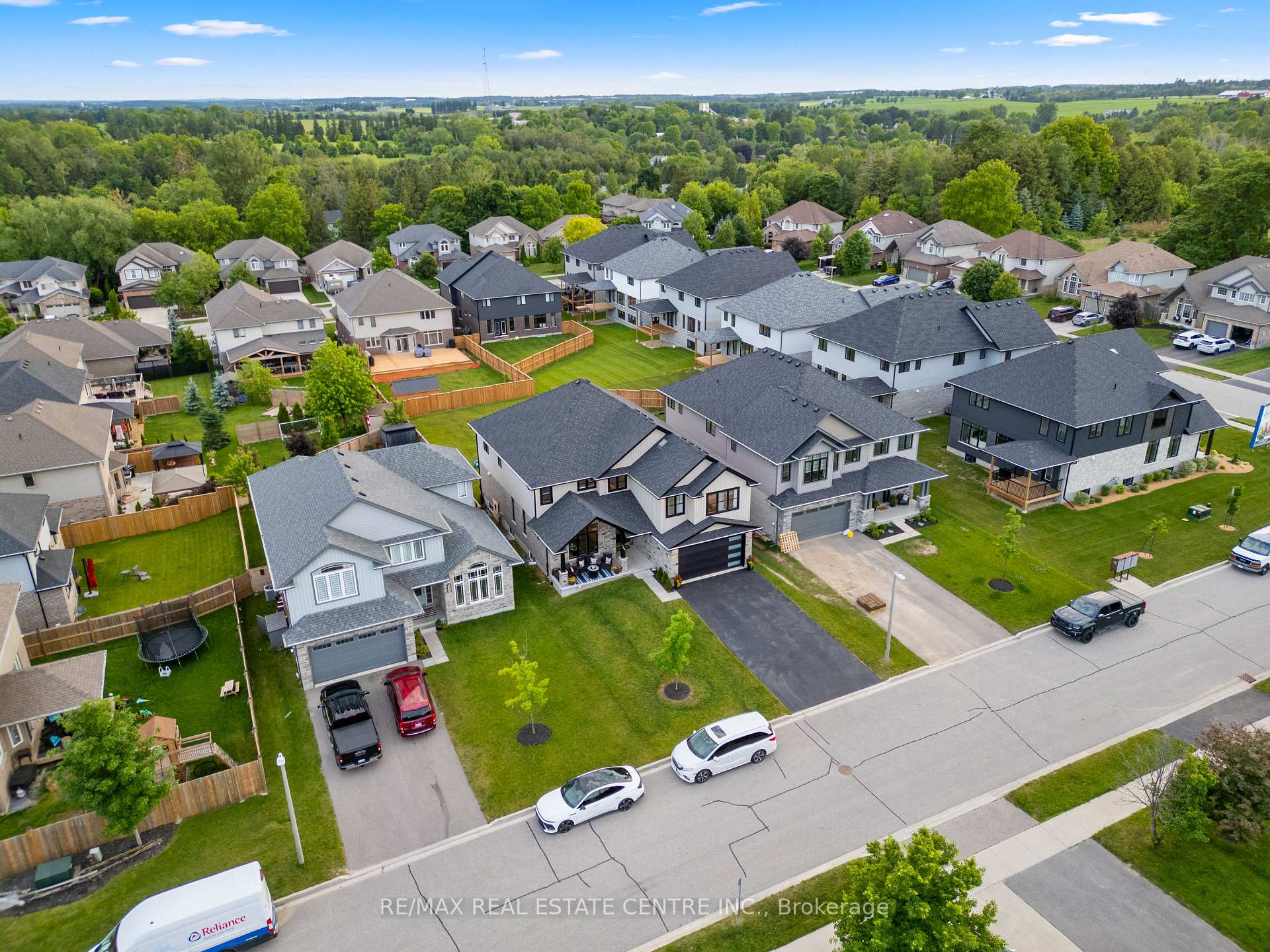 Photo 46 of 139 Marr Drive, Centre Wellington, Elora/Salem — HOMEH
