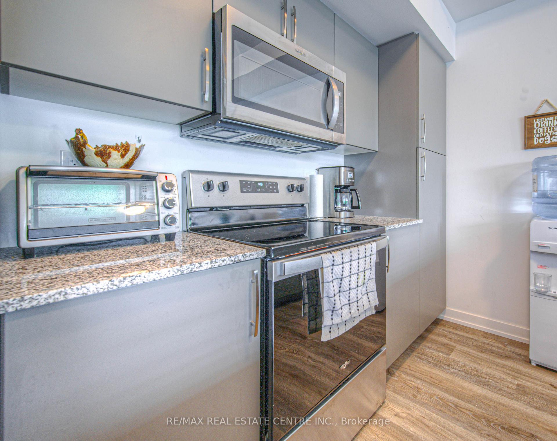 Photo 12 of Unit 2, 350 River Road, Cambridge, Hespeler Village — HOMEH
