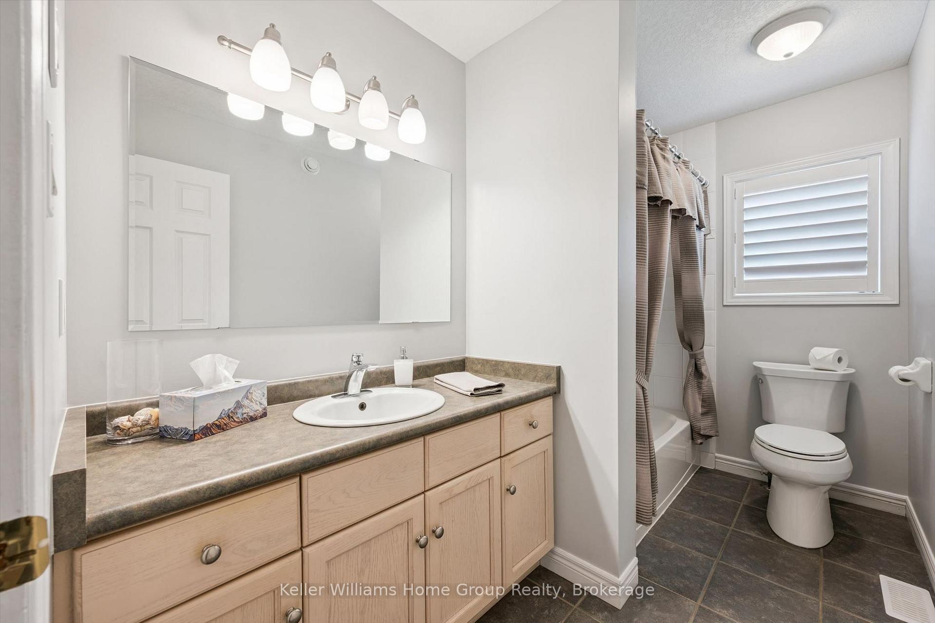 Photo 19 of 63 Cherry Hill Place, Centre Wellington, Fergus — HOMEH