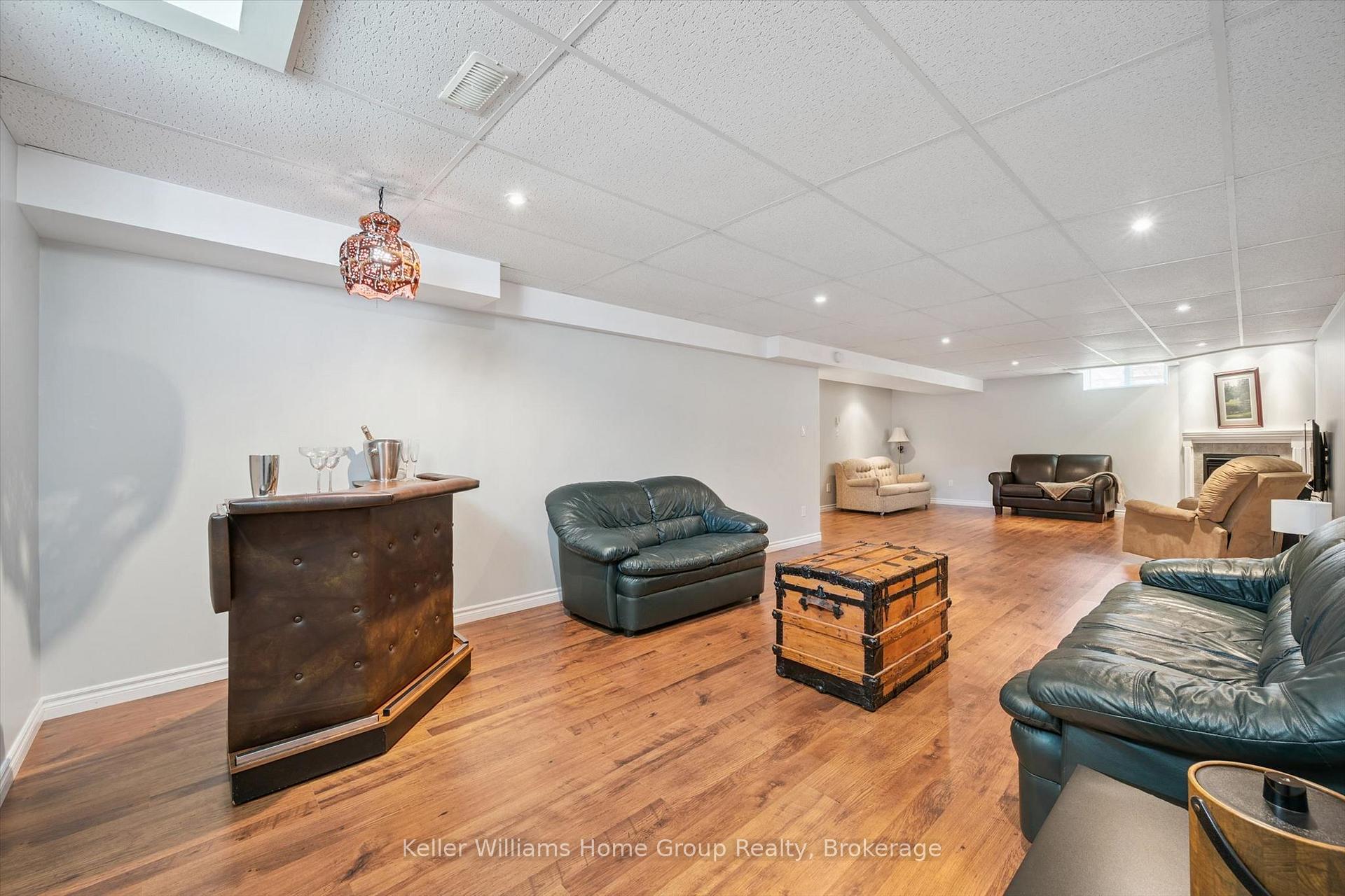 Photo 28 of 63 Cherry Hill Place, Centre Wellington, Fergus — HOMEH