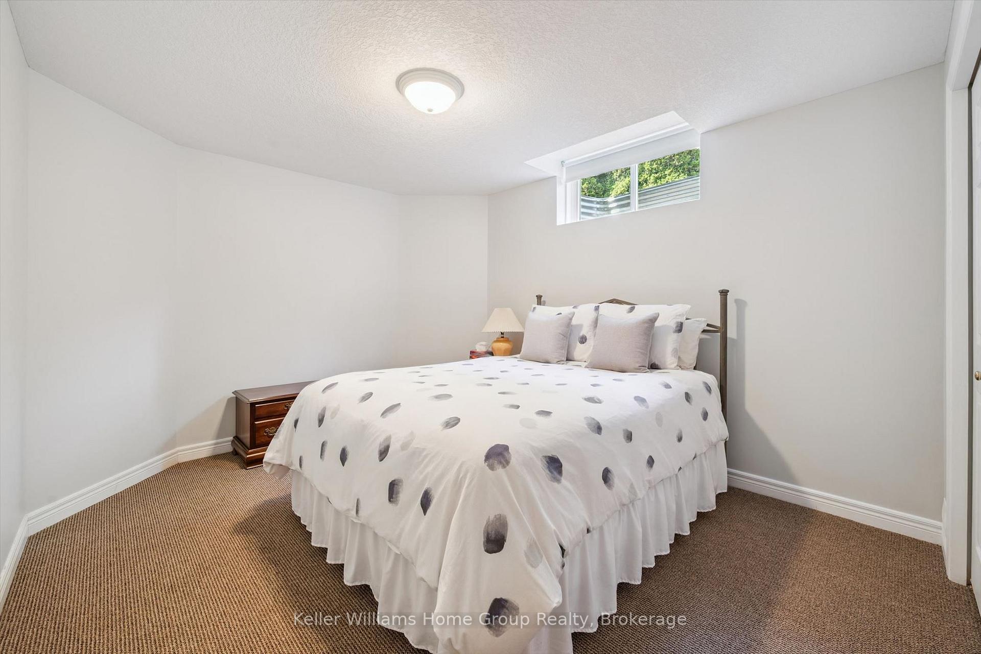 Photo 29 of 63 Cherry Hill Place, Centre Wellington, Fergus — HOMEH