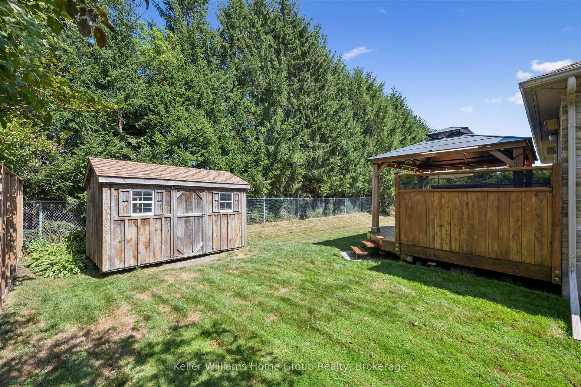 Photo 36 of 63 Cherry Hill Place, Centre Wellington, Fergus — HOMEH
