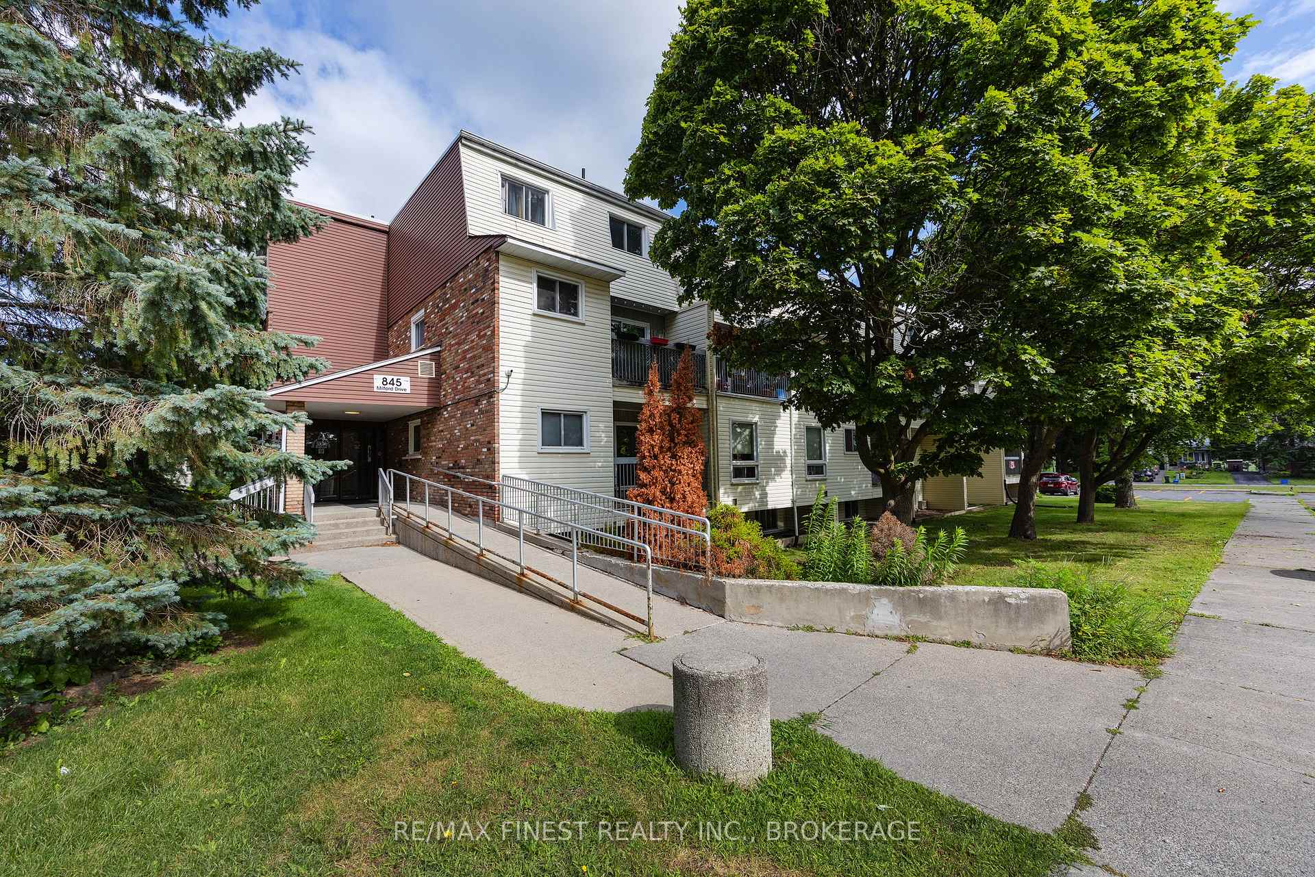 Photo 4 of Unit 301, 845 Milford Drive, Kingston, North of Taylor-Kidd Blvd — HOMEH