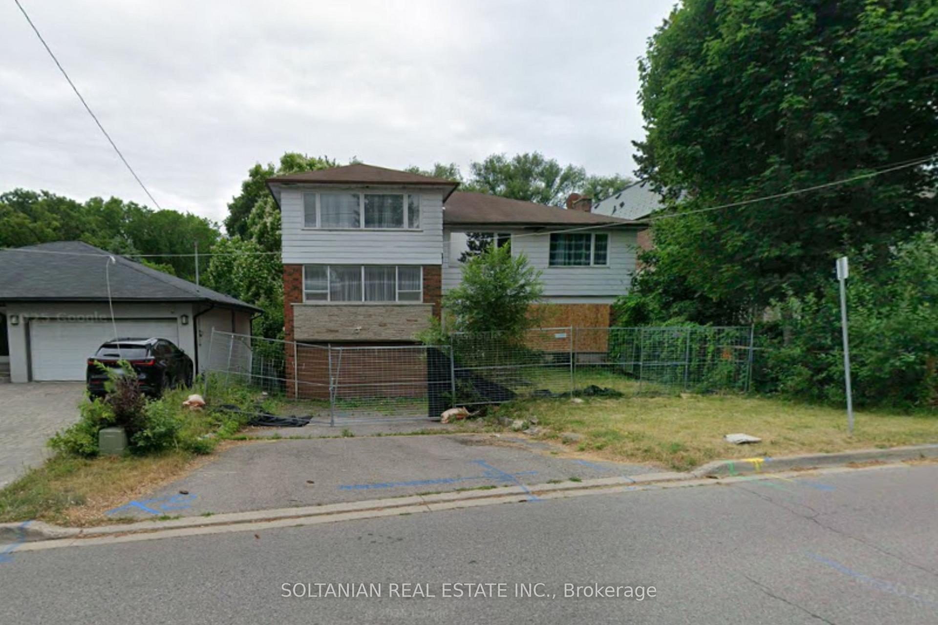 Photo 5 of 41 Elgin Street, Markham, Thornhill — HOMEH