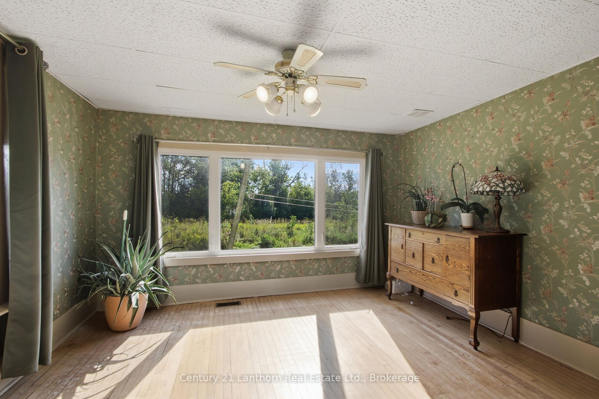 Photo 19 of 426 York Road, Tyendinaga, Mohawks of The Bay of Quinte — HOMEH