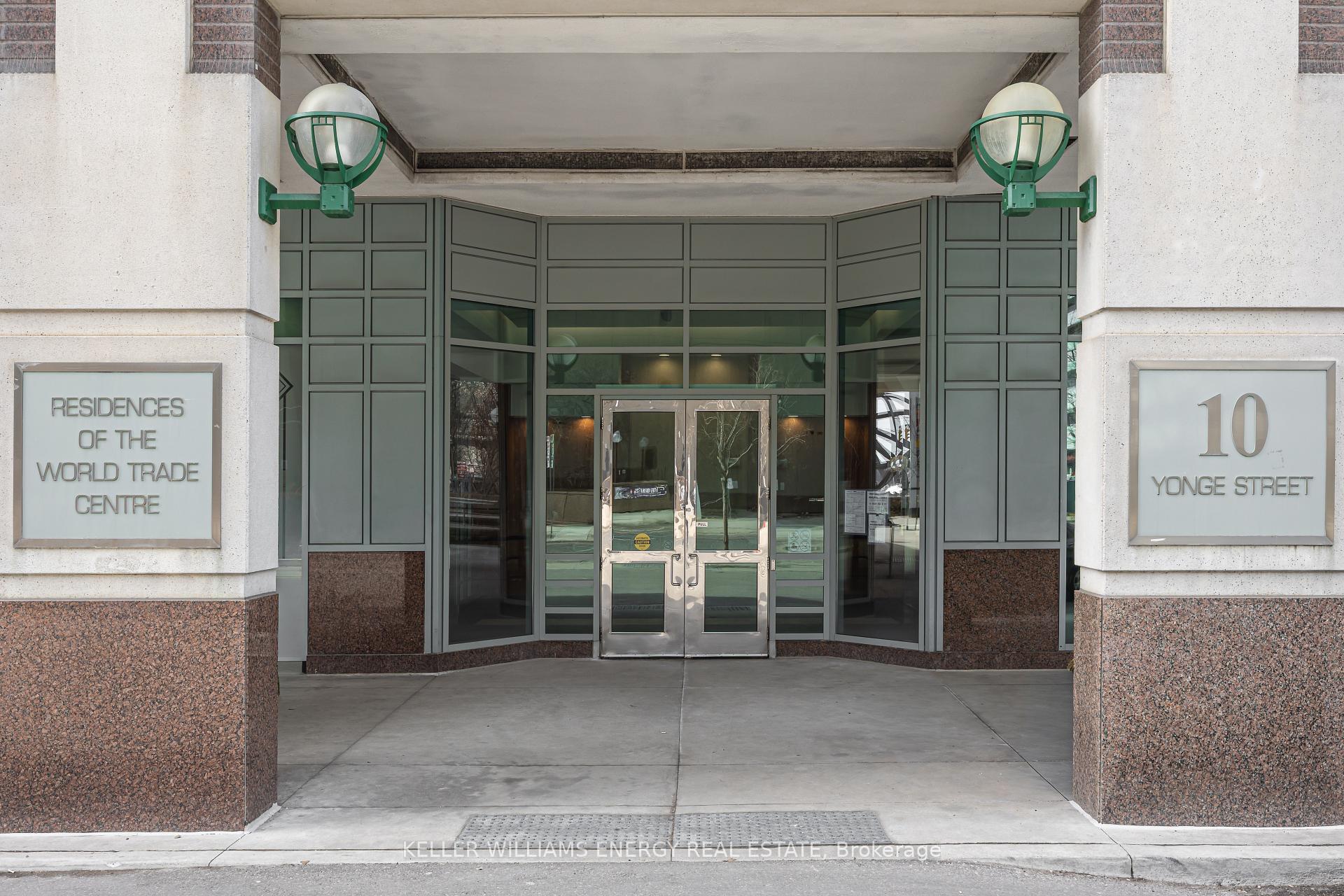 Photo 2 of Unit 1604, 10 Yonge Street, Toronto, Waterfront Communities — HOMEH