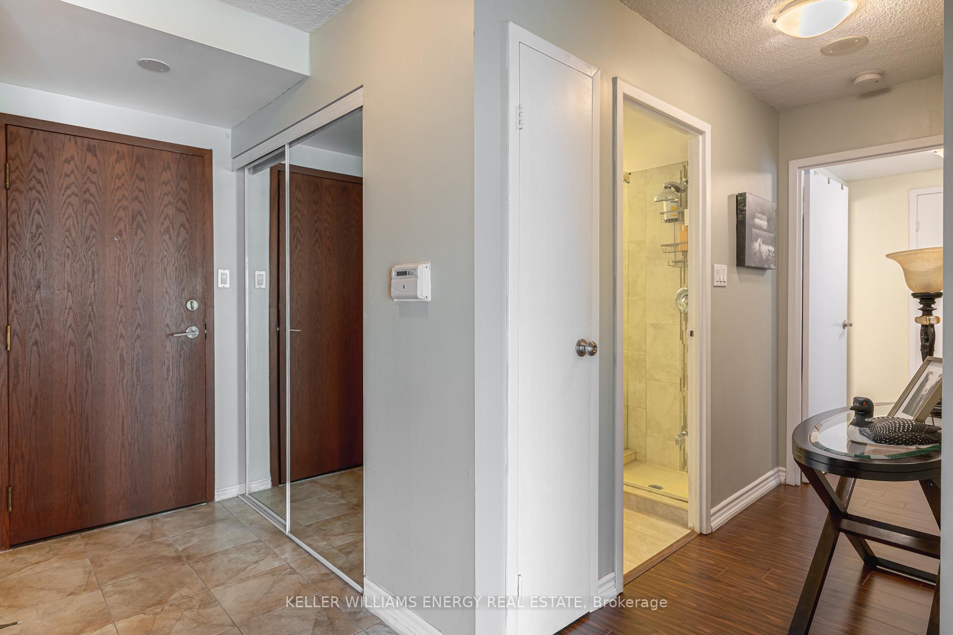 Photo 11 of Unit 1604, 10 Yonge Street, Toronto, Waterfront Communities — HOMEH
