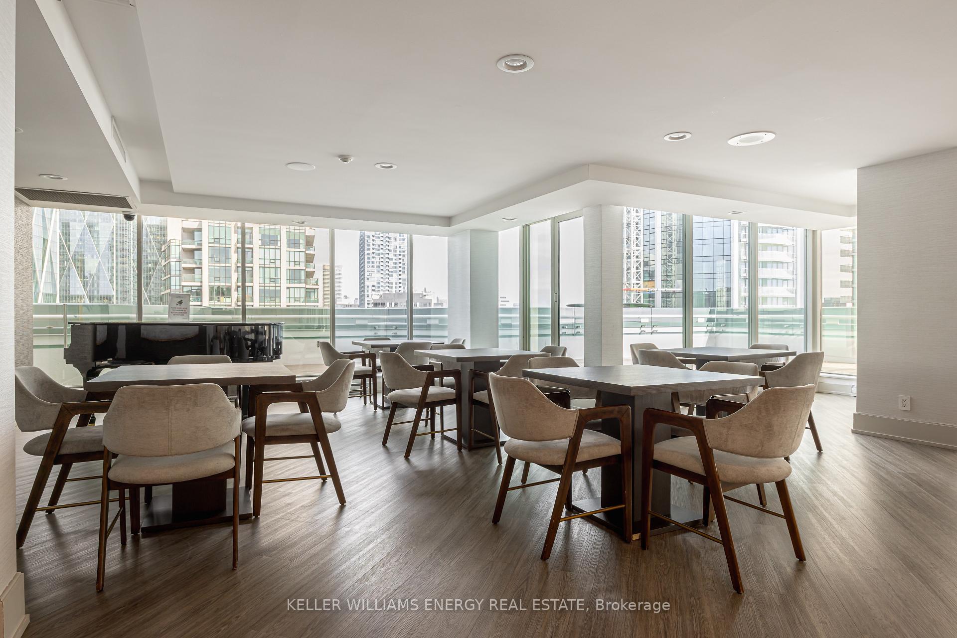 Photo 19 of Unit 1604, 10 Yonge Street, Toronto, Waterfront Communities — HOMEH