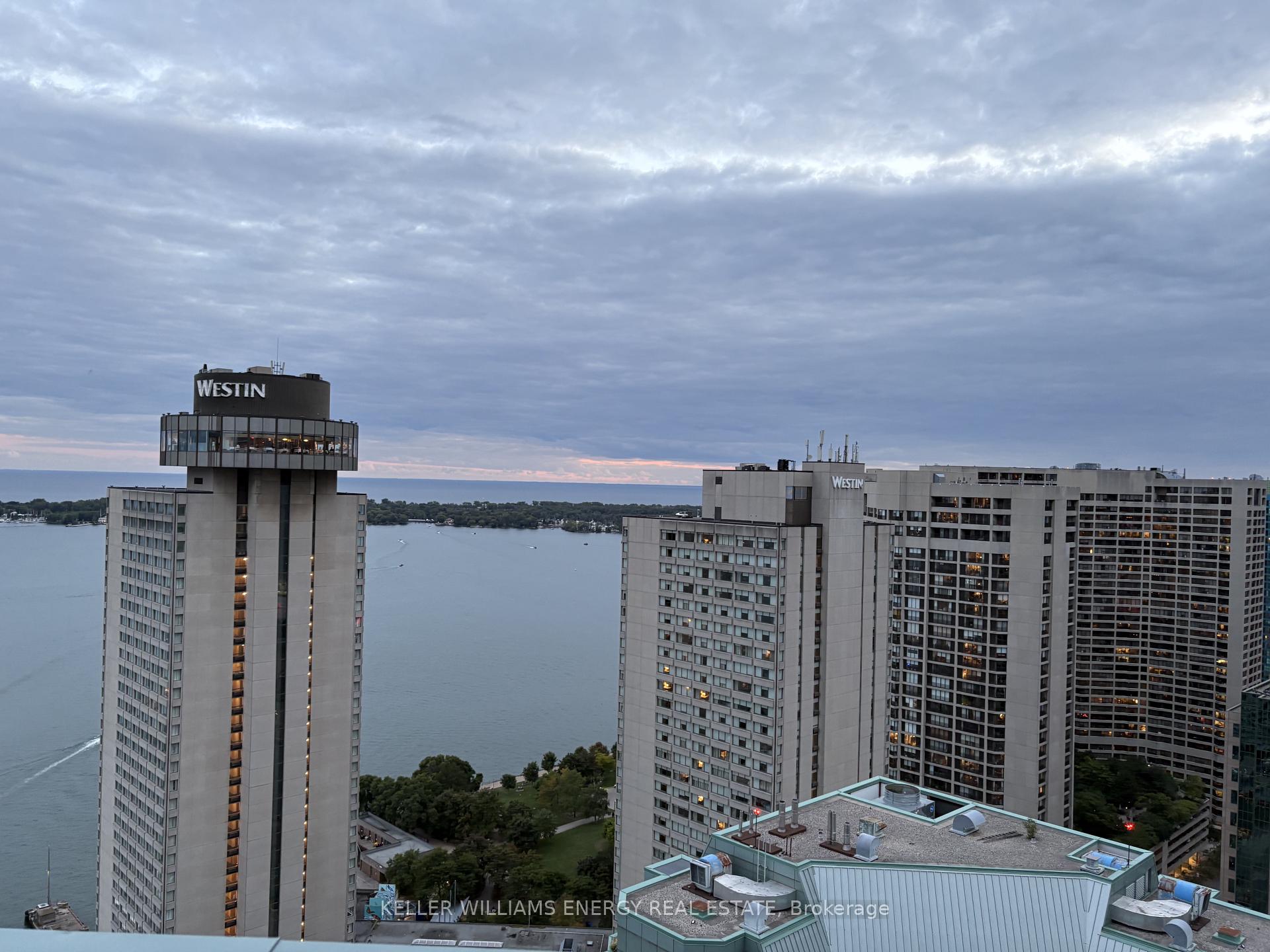 Photo 43 of Unit 1604, 10 Yonge Street, Toronto, Waterfront Communities — HOMEH