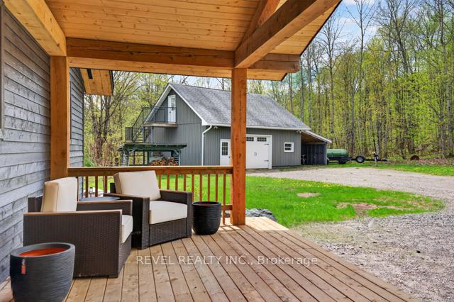 Photo 3 of 300 Green Lane, Whitestone, Hagerman — HOMEH