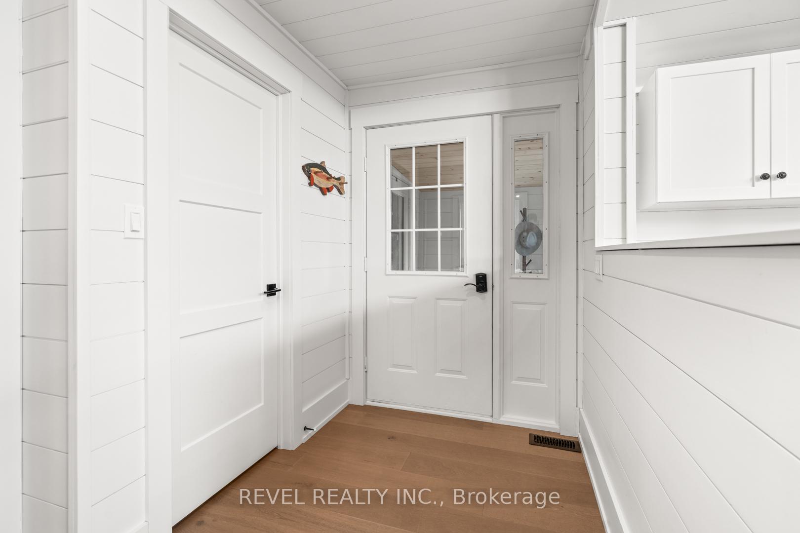 Photo 5 of 300 Green Lane, Whitestone, Hagerman — HOMEH