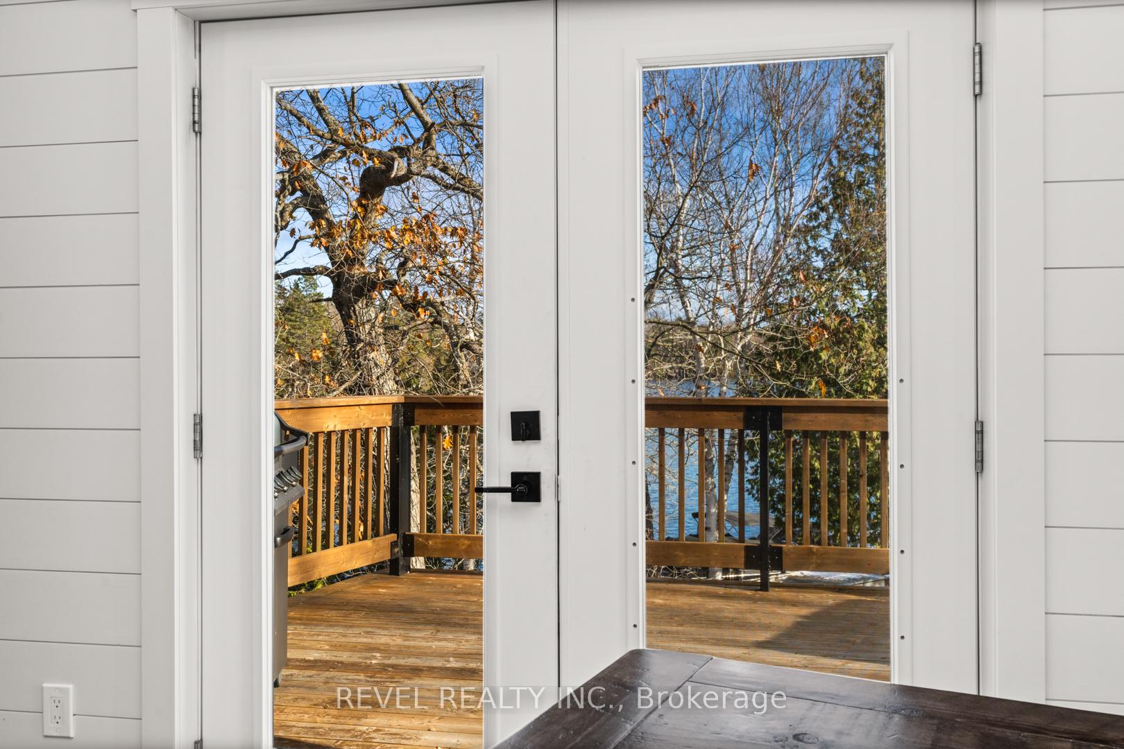 Photo 12 of 300 Green Lane, Whitestone, Hagerman — HOMEH