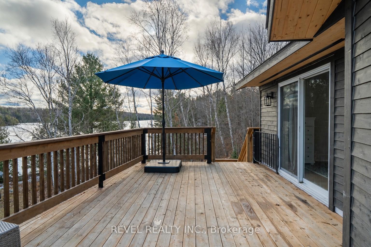 Photo 17 of 300 Green Lane, Whitestone, Hagerman — HOMEH