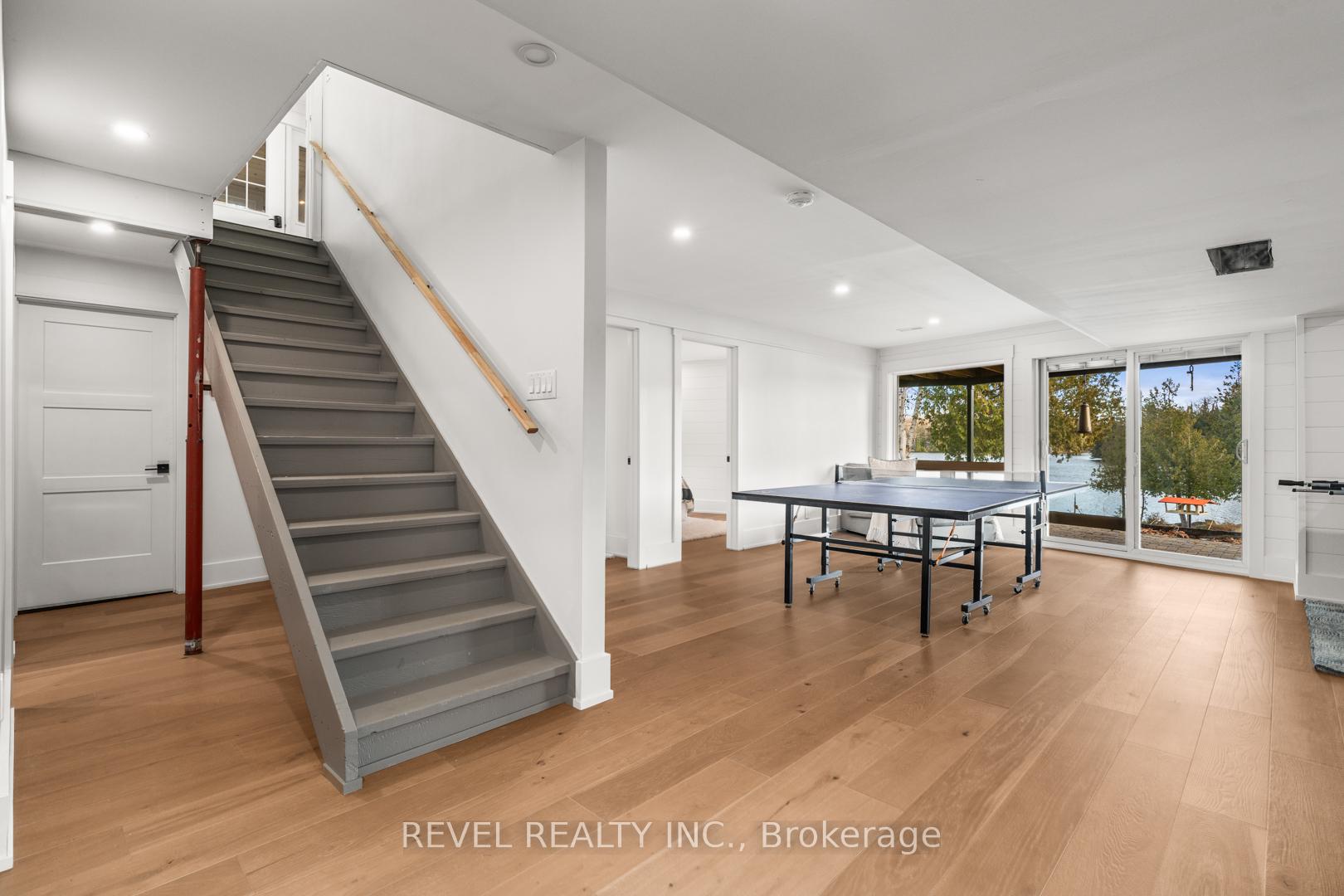 Photo 21 of 300 Green Lane, Whitestone, Hagerman — HOMEH