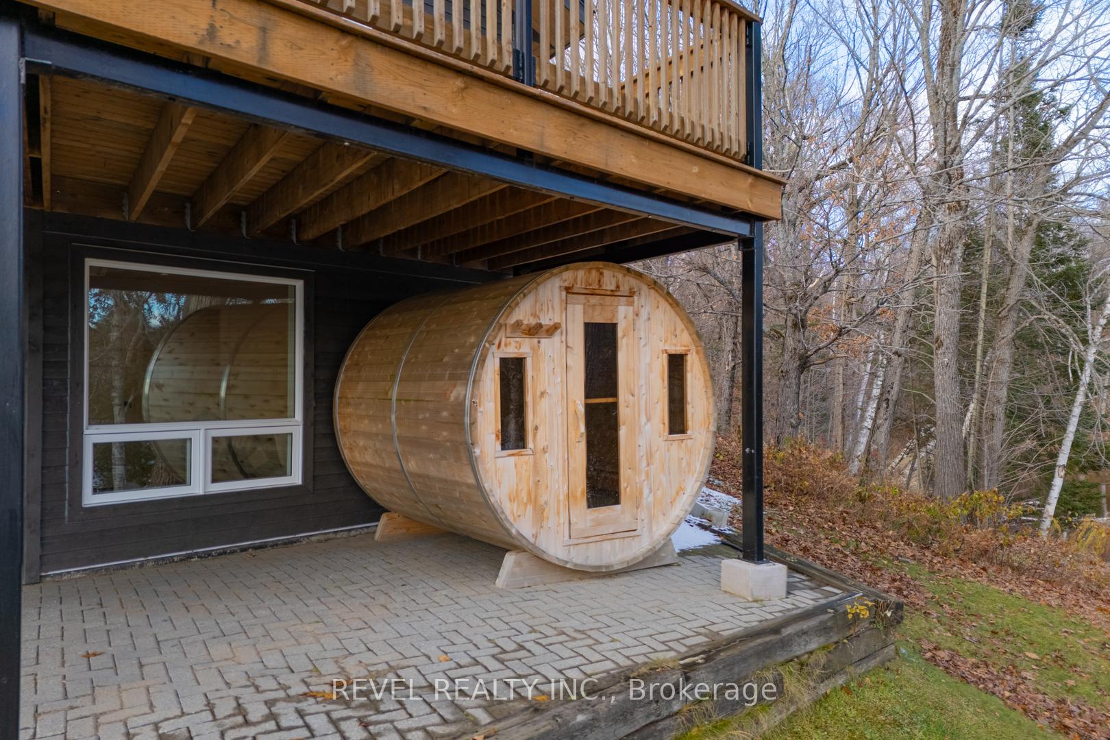 Photo 27 of 300 Green Lane, Whitestone, Hagerman — HOMEH