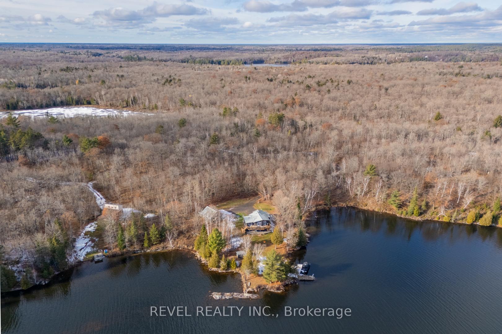 Photo 32 of 300 Green Lane, Whitestone, Hagerman — HOMEH