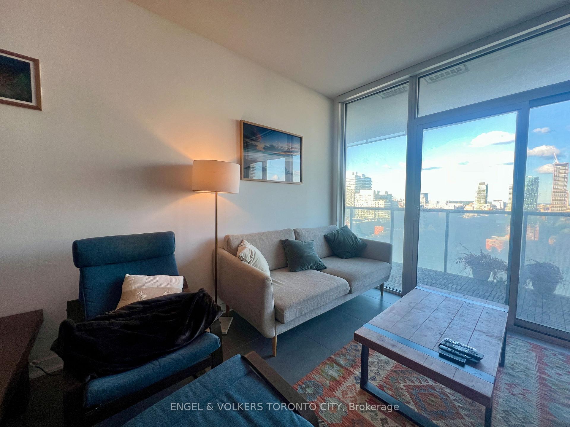 Photo 8 of Unit 1608, 1 Market Street, Toronto, Waterfront Communities — HOMEH