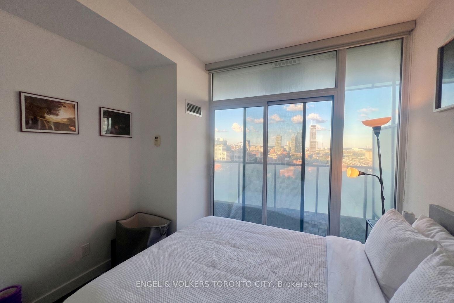 Photo 16 of Unit 1608, 1 Market Street, Toronto, Waterfront Communities — HOMEH