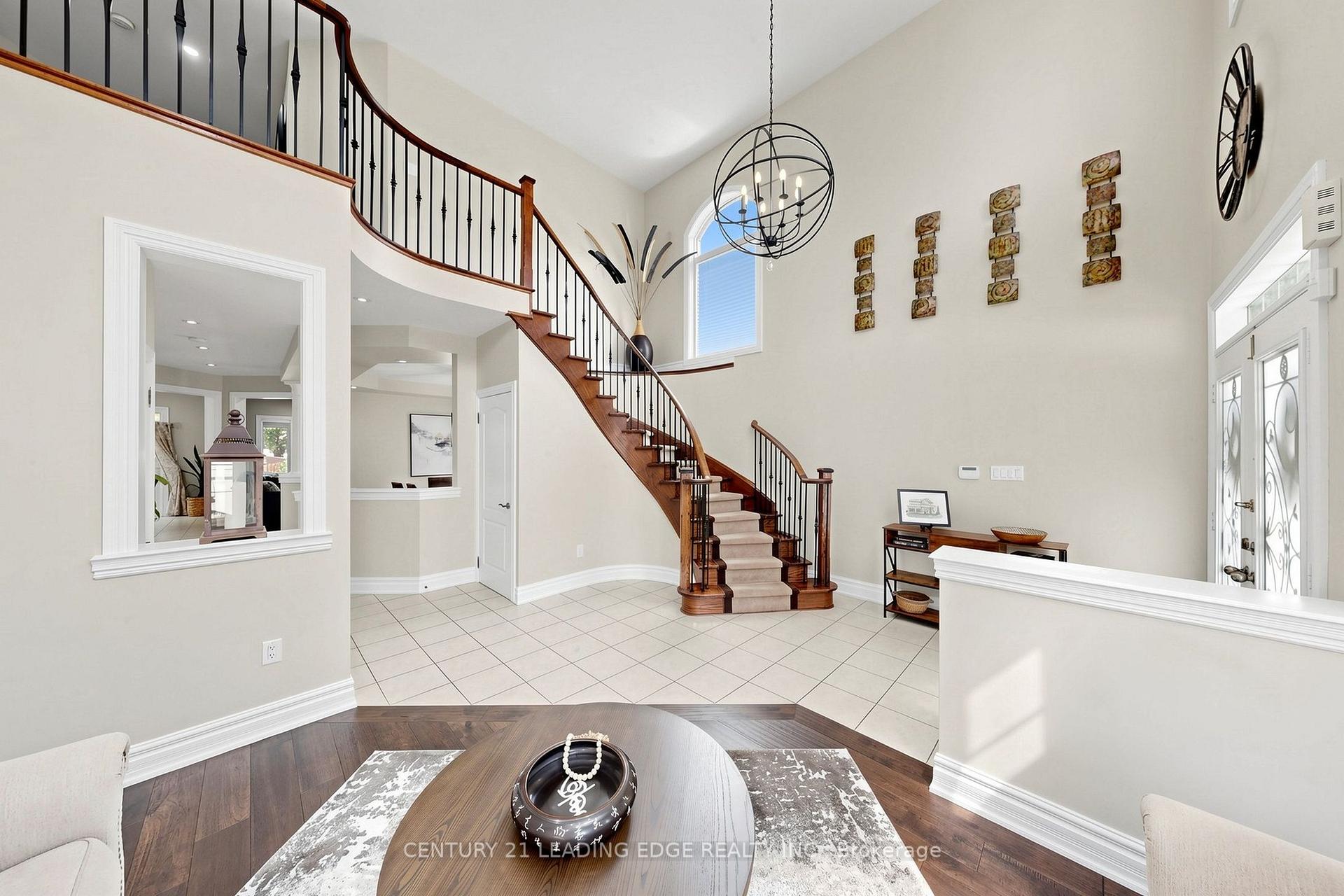 Photo 2 of 48 Tanis Crescent, Scarborough, Centennial Scarborough — HOMEH