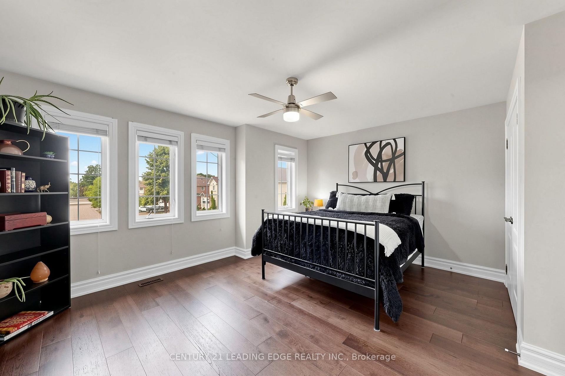 Photo 25 of 48 Tanis Crescent, Scarborough, Centennial Scarborough — HOMEH