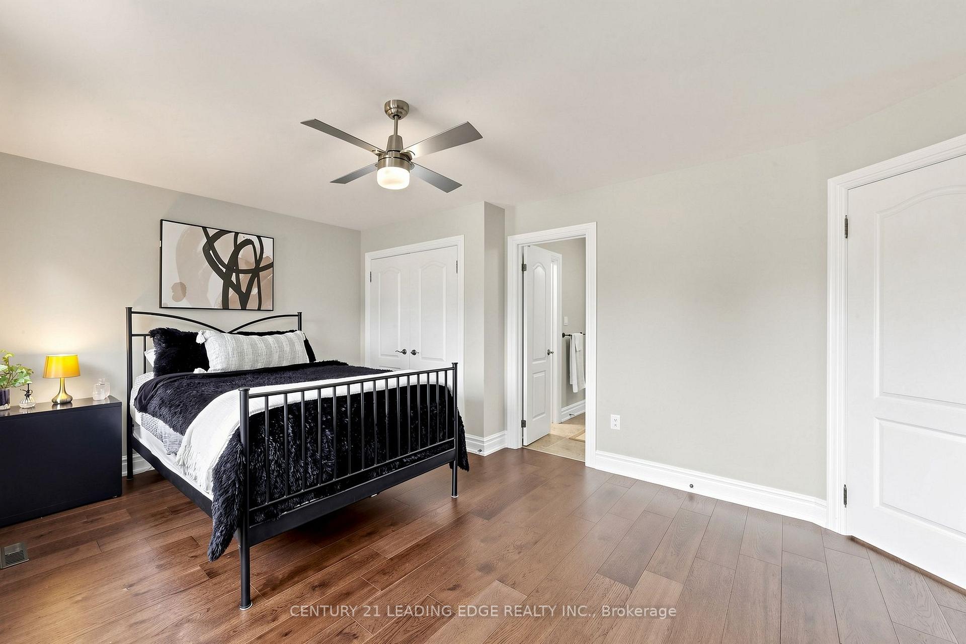 Photo 26 of 48 Tanis Crescent, Scarborough, Centennial Scarborough — HOMEH