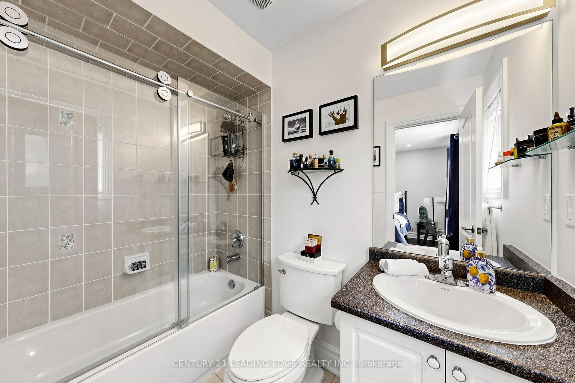 Photo 32 of 48 Tanis Crescent, Scarborough, Centennial Scarborough — HOMEH