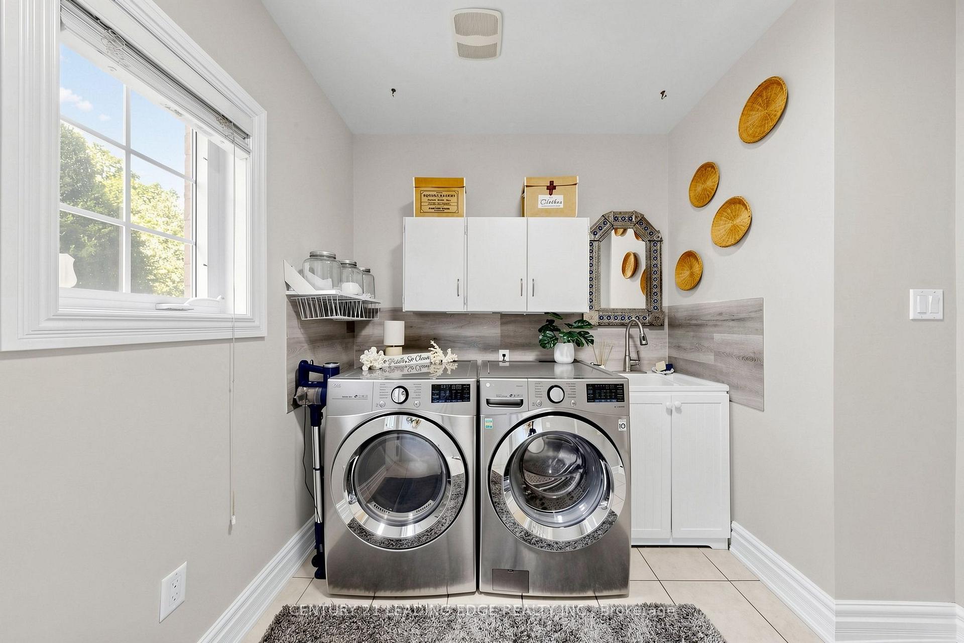 Photo 33 of 48 Tanis Crescent, Scarborough, Centennial Scarborough — HOMEH