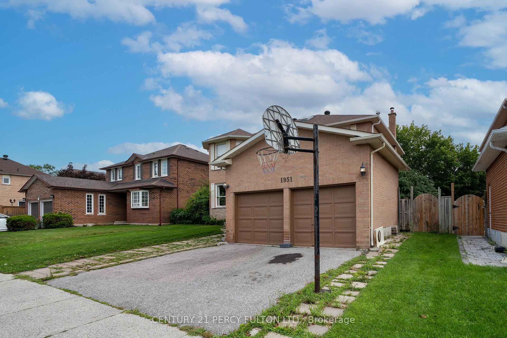 Photo 2 of 1951 Rosebank Road, Pickering, Amberlea — HOMEH