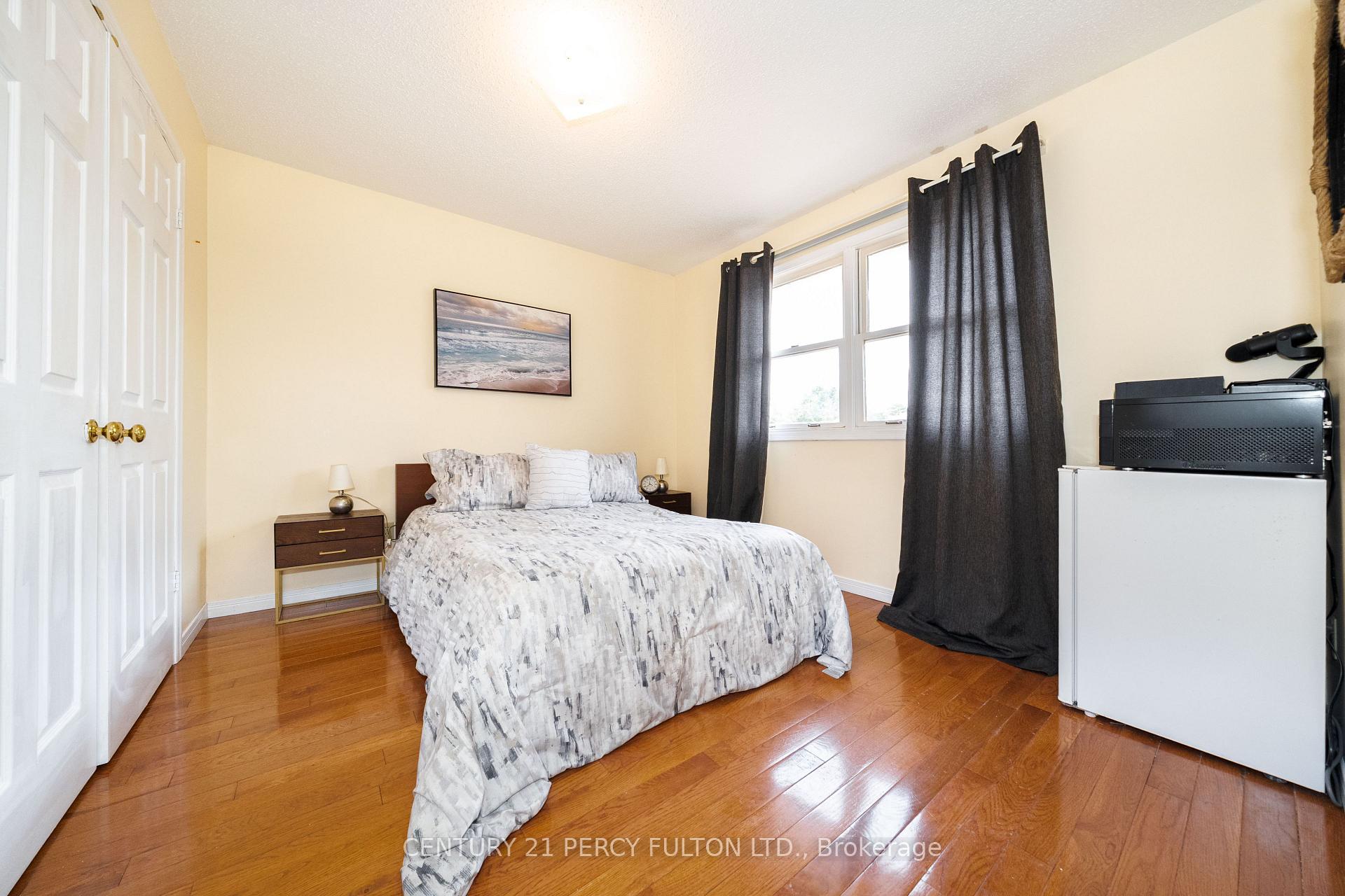 Photo 33 of 1951 Rosebank Road, Pickering, Amberlea — HOMEH