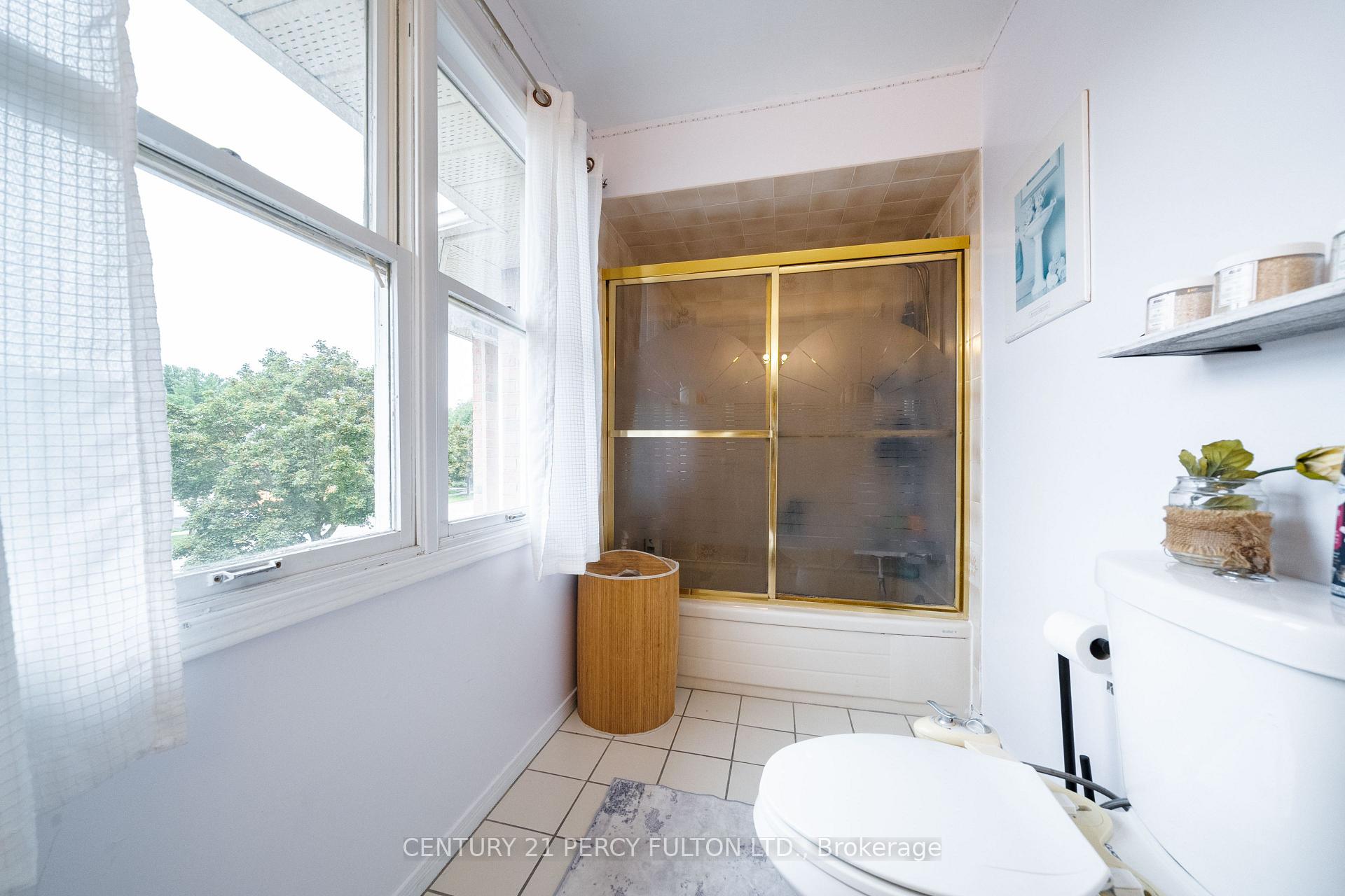 Photo 35 of 1951 Rosebank Road, Pickering, Amberlea — HOMEH