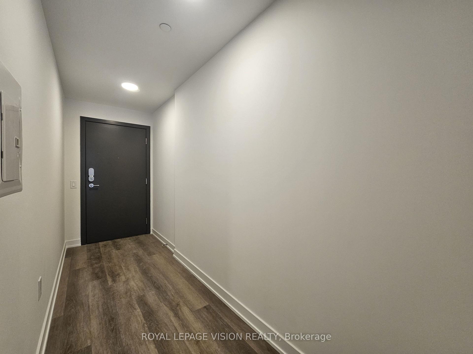 Photo 8 of Unit 911, 9 Tecumseth Street, Toronto, Niagara — HOMEH
