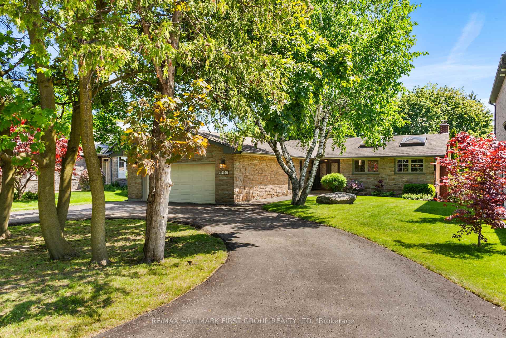 Photo 2 of 1889 Appleview Road, Pickering, Dunbarton — HOMEH