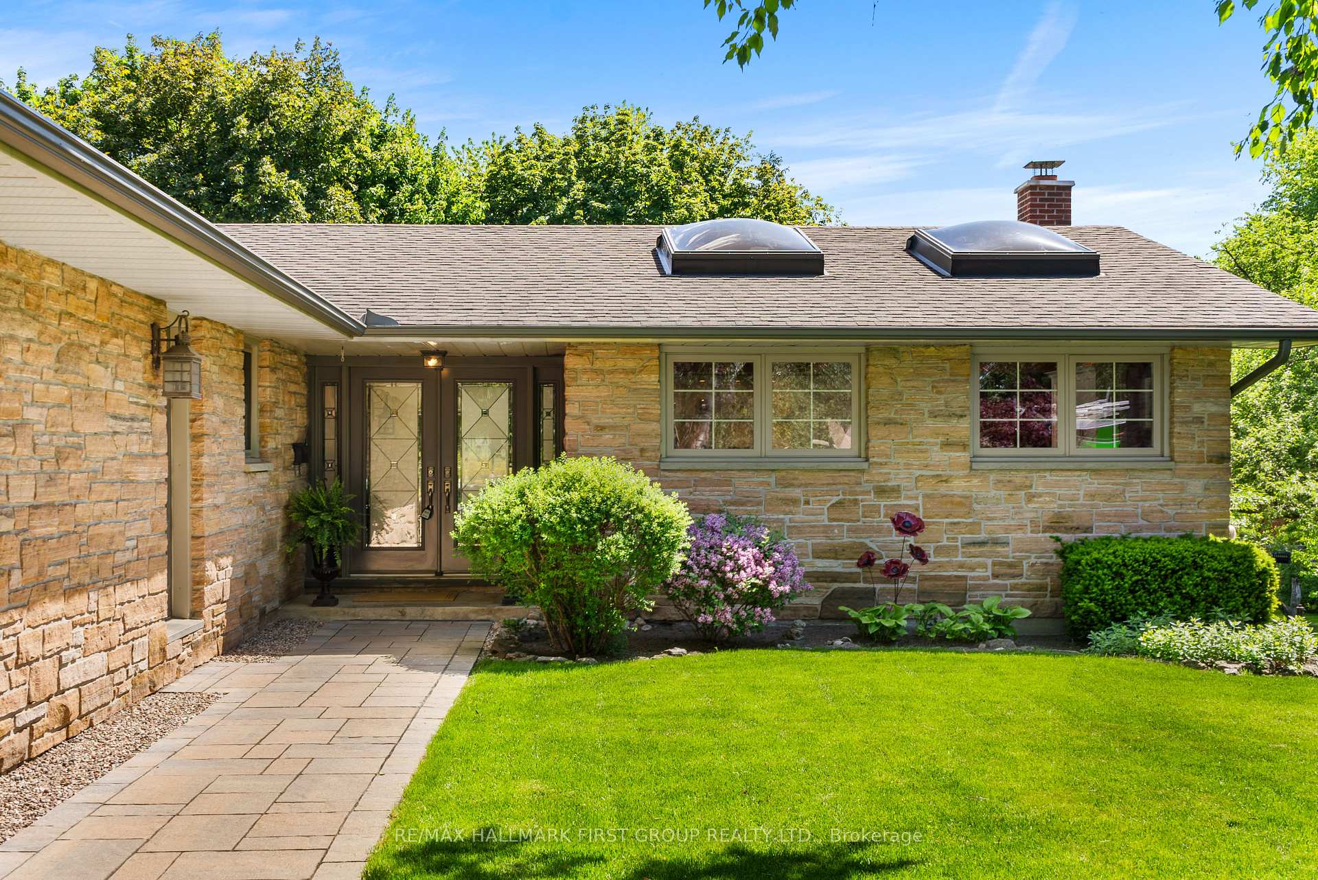 Photo 3 of 1889 Appleview Road, Pickering, Dunbarton — HOMEH