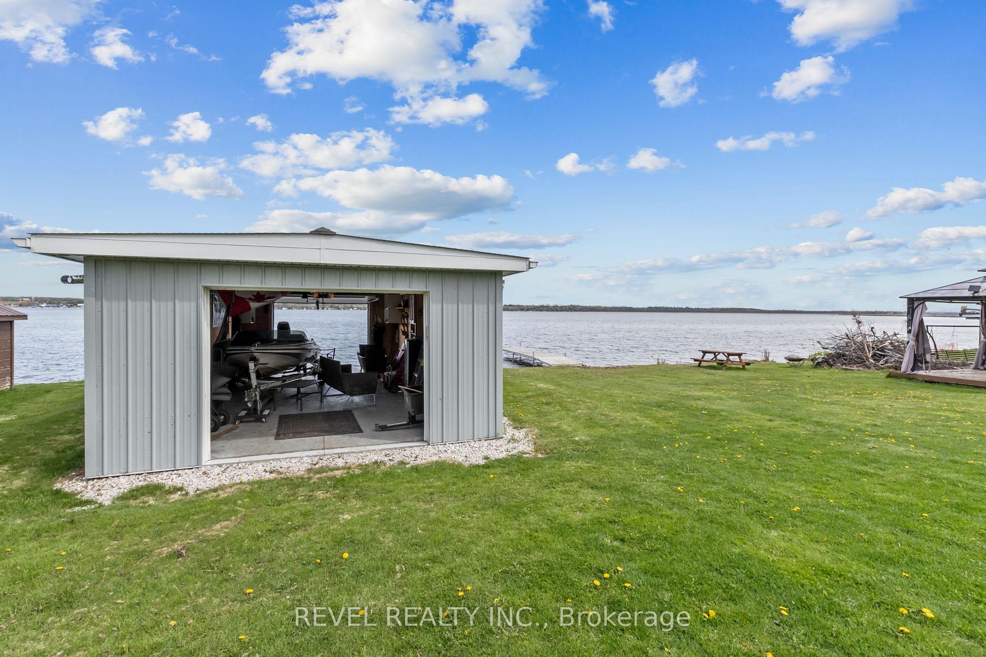 Photo 14 of 151 Beehive Drive, Kawartha Lakes, Fenelon — HOMEH