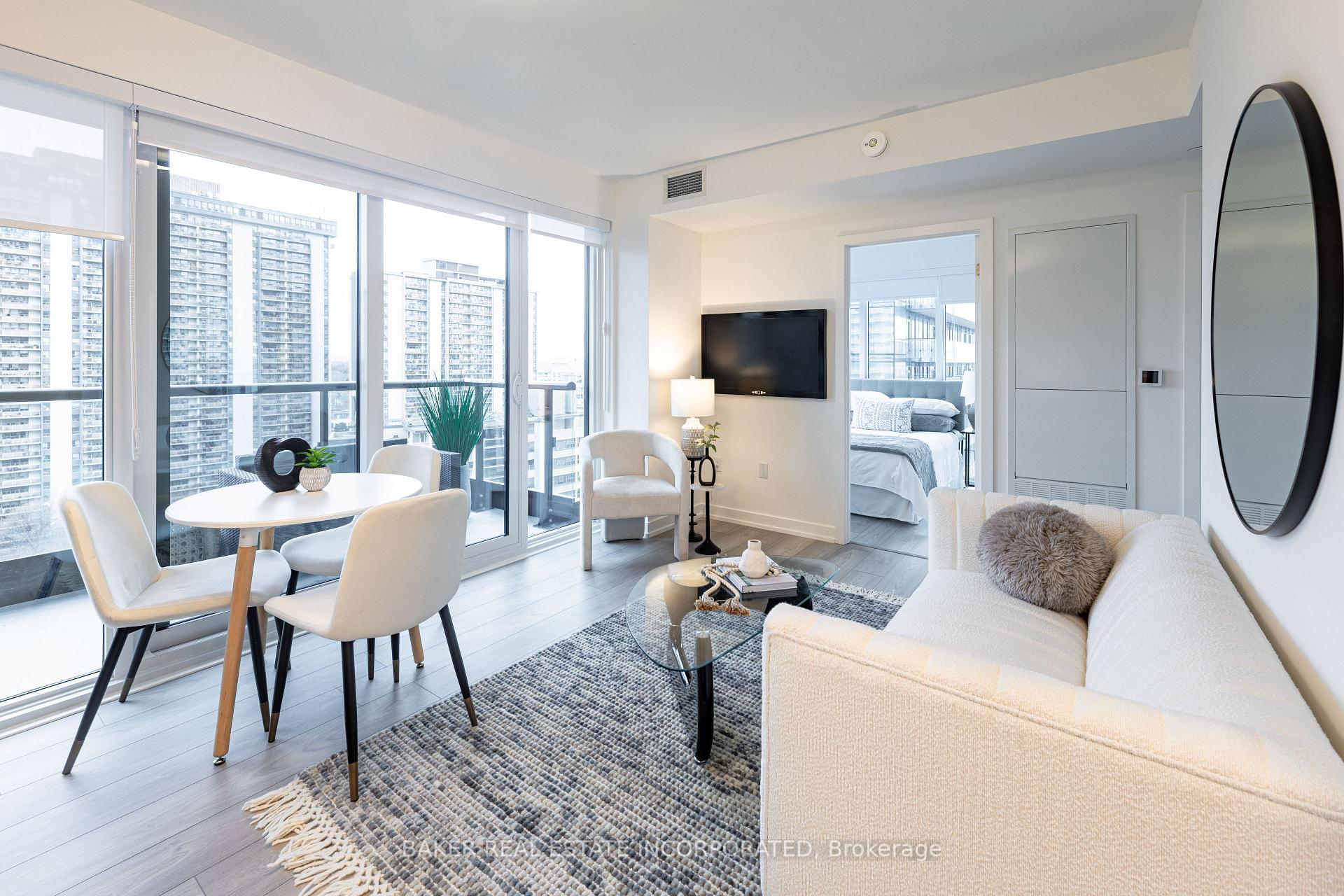 Photo 6 of Unit 1410, 223 Redpath Avenue, Toronto, Mount Pleasant West — HOMEH
