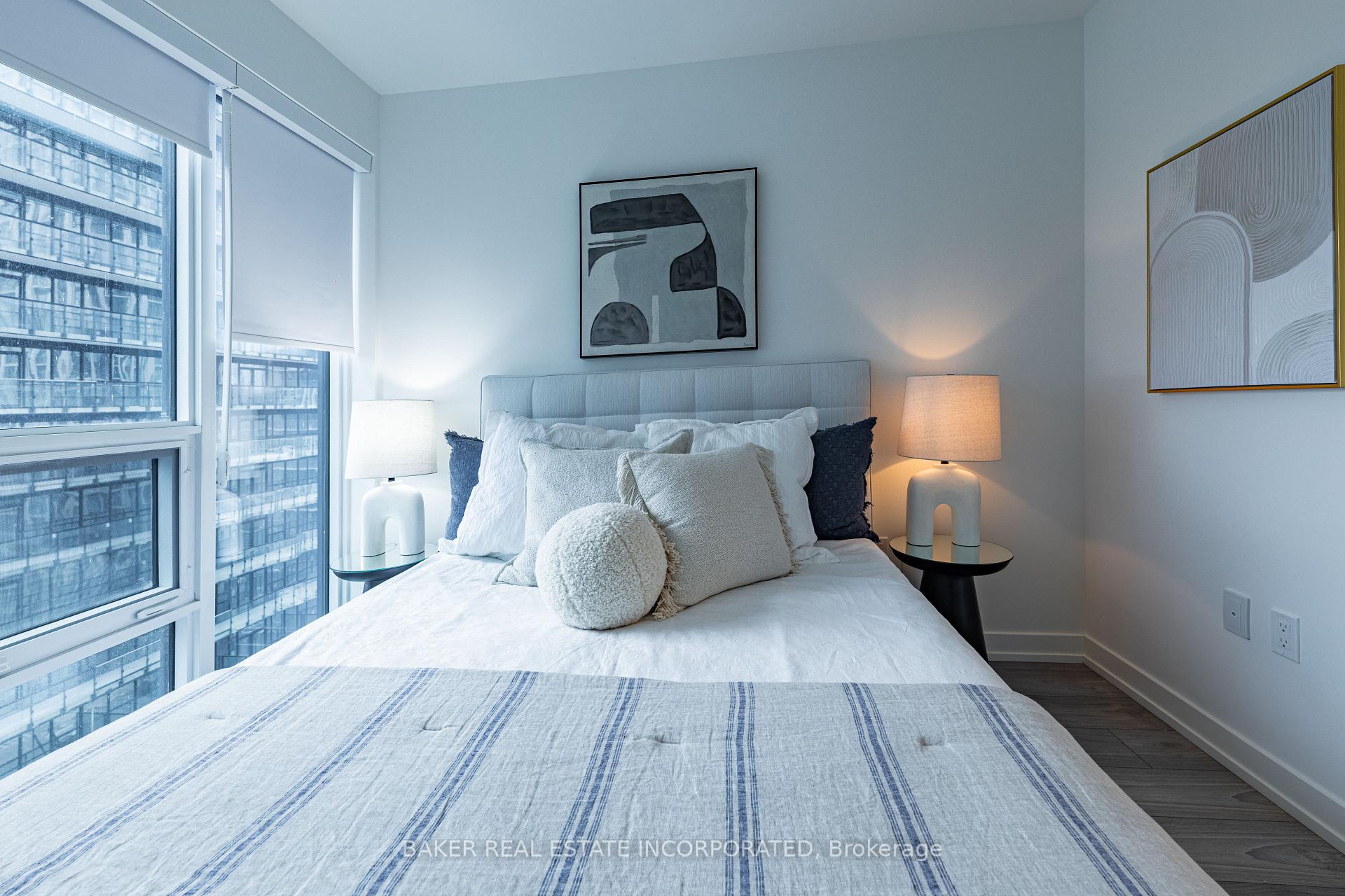 Photo 11 of Unit 1410, 223 Redpath Avenue, Toronto, Mount Pleasant West — HOMEH